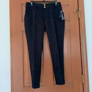 NWT American Living women’s black ankle pants sz6